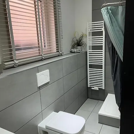 Am Traveufer Apartment *