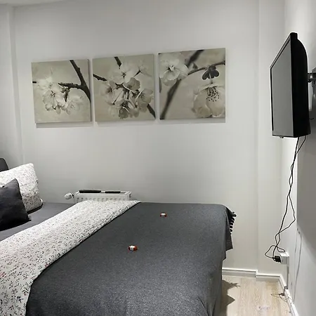 Am Traveufer Apartment